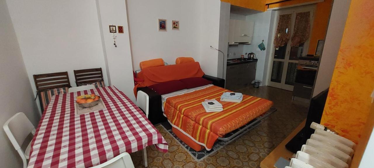 Casa Dei Nonni - Comodo Metro E Stadio Juve Turin Exterior foto